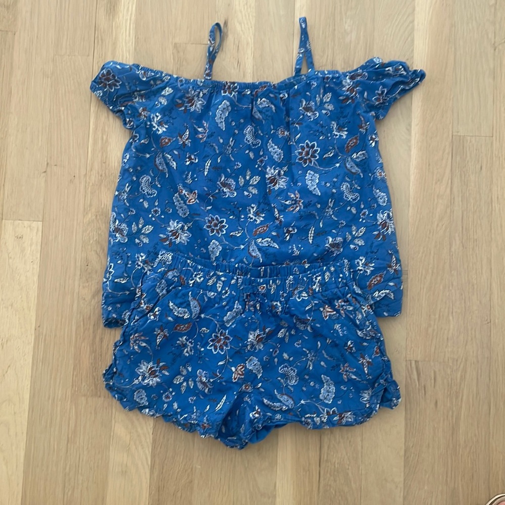 Janie and Jack matching shorts and top set. Size 8.